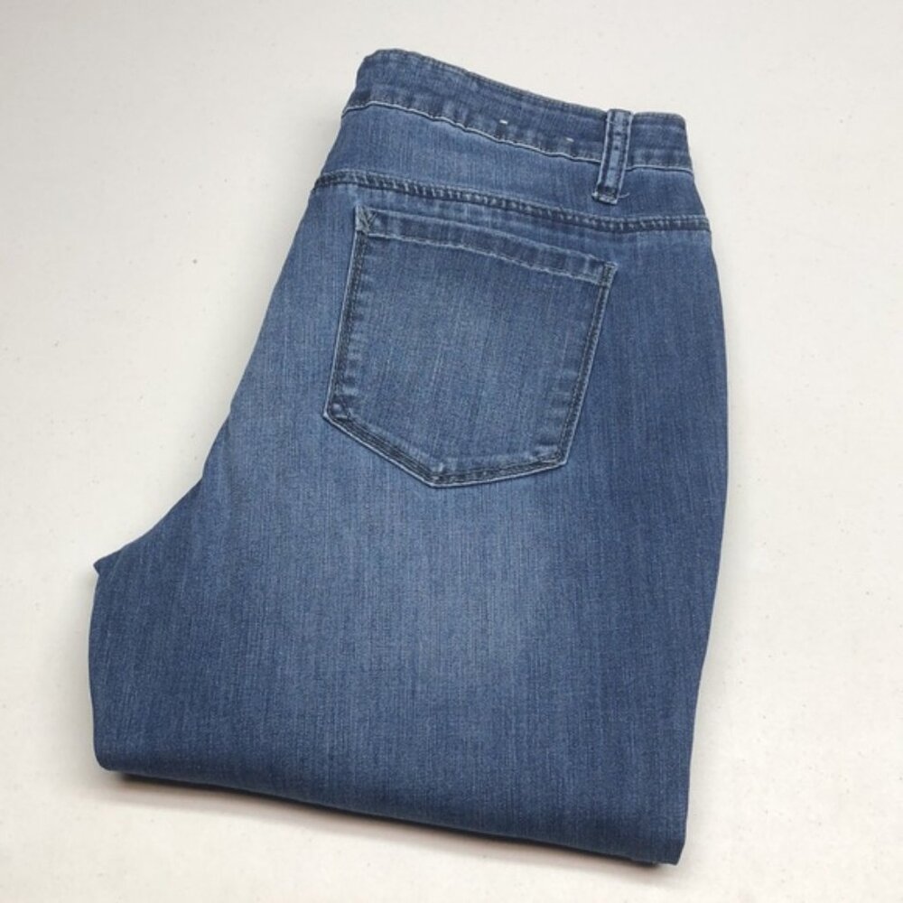 SANTANA HIGH-RISE STRAIGHT LEG JEANS 12/31x31 ⭐️